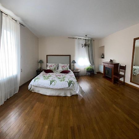 Le Manoir Des Roches Bed & Breakfast Bourré Екстериор снимка